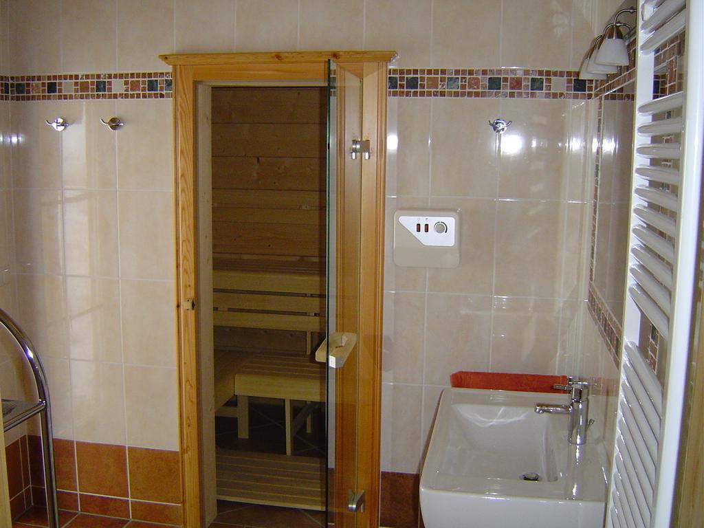 Ferienhaus Bichlhuette بروغيرن الغرفة الصورة