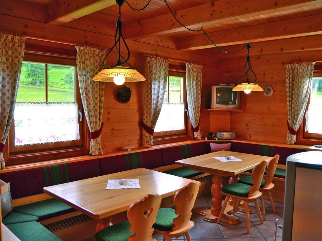 Ferienhaus Bichlhuette بروغيرن الغرفة الصورة